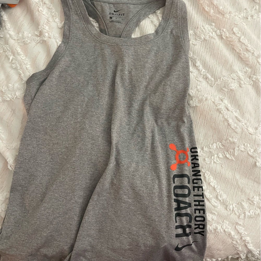 orange theory coach tank nike